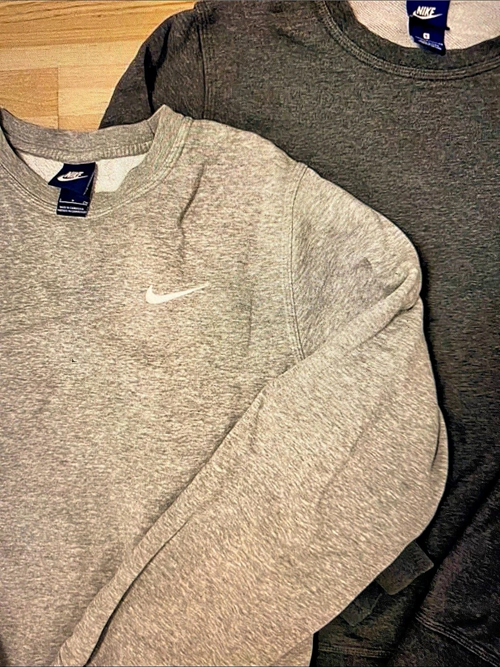 Nike Sportswear Club Fleece Crewneck Sweatshirt Kids Gray & Black Like New